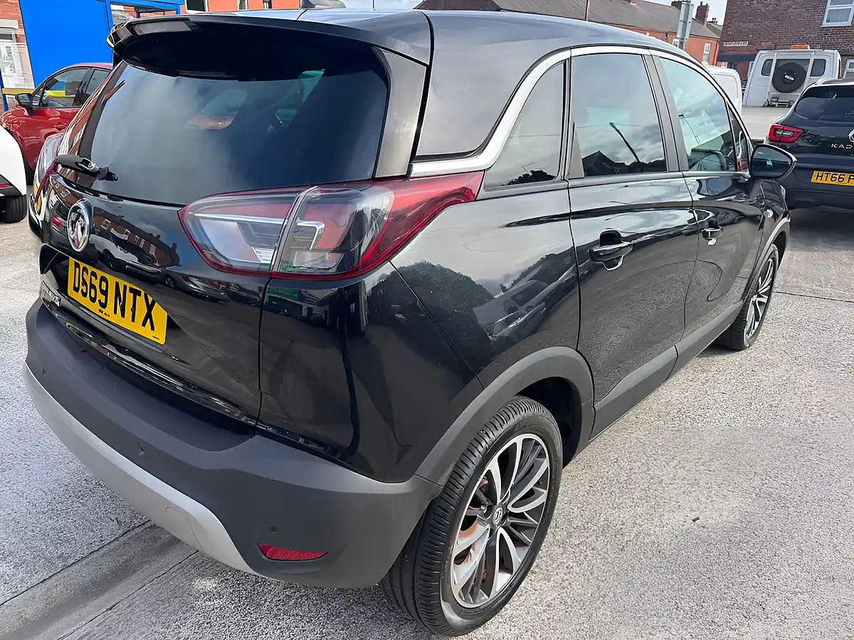 Used 2019 Vauxhall Crossland X Elite Nav Black - Interior and Exterior details 8