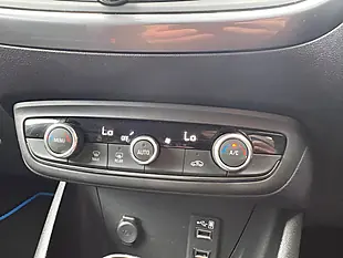 Used 2019 Vauxhall Crossland X Elite Nav Blue - Interior and Exterior details 17