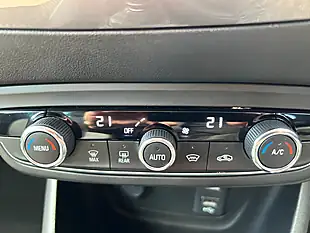 Used 2019 Vauxhall Crossland X Elite Nav Grey - Interior and Exterior details 12