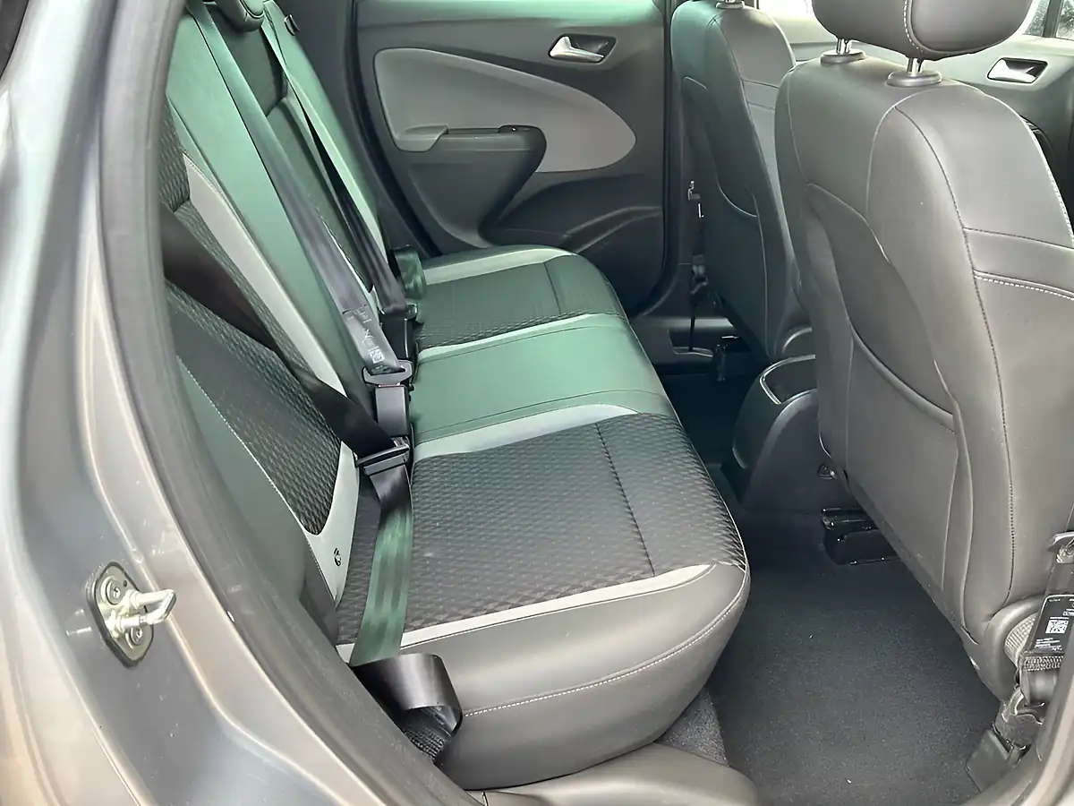 Used 2019 Vauxhall Crossland X Elite Nav Grey - Interior and Exterior details 7
