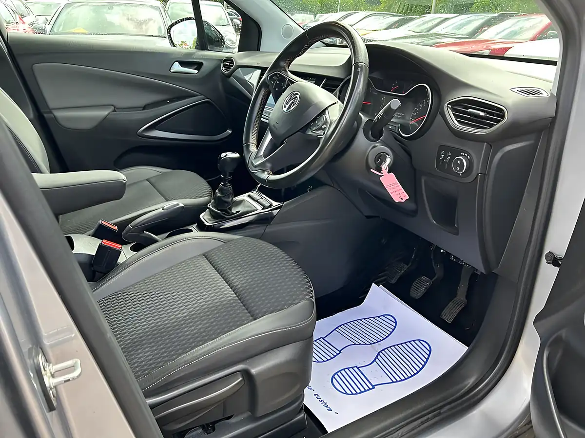 Used 2019 Vauxhall Crossland X Elite Nav Grey - Interior and Exterior details 9