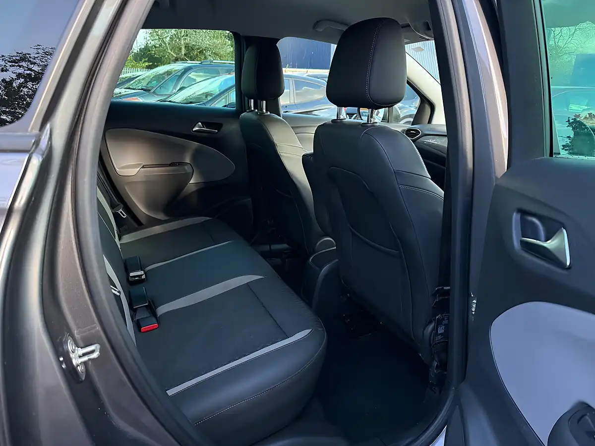Used 2019 Vauxhall Crossland X Elite Nav Grey - Interior and Exterior details 13