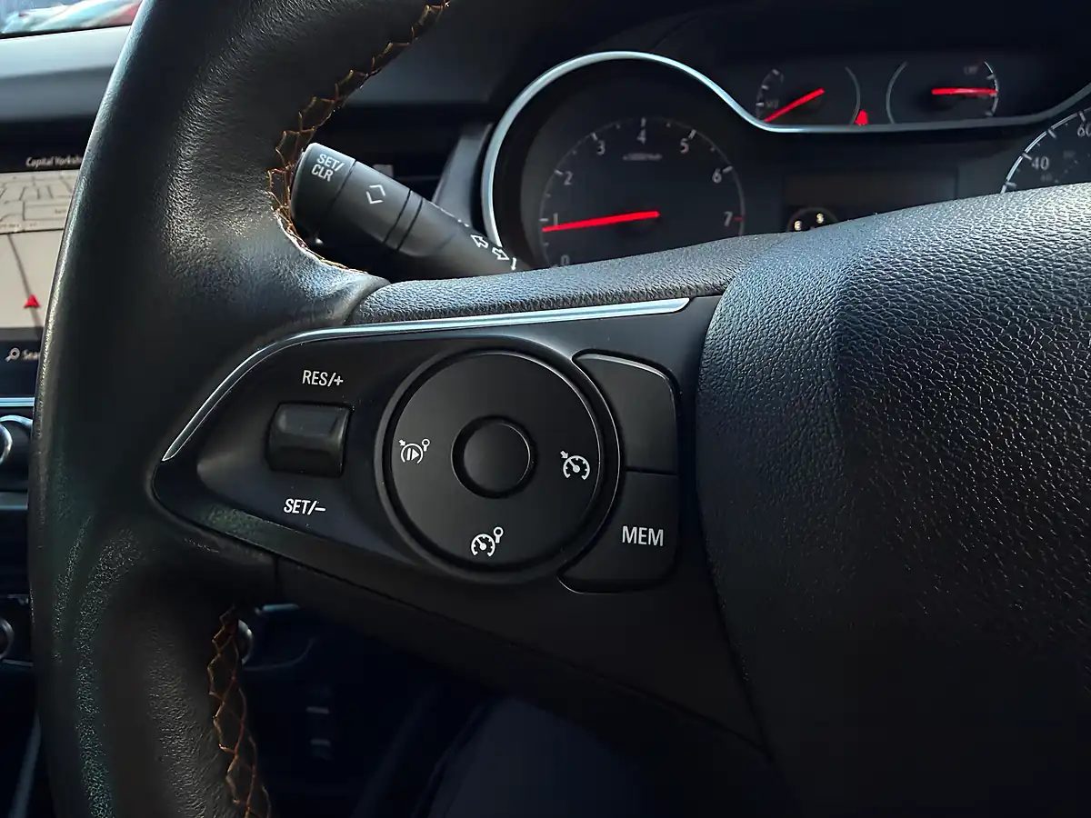 Used 2019 Vauxhall Crossland X Elite Nav Grey - Interior and Exterior details 15