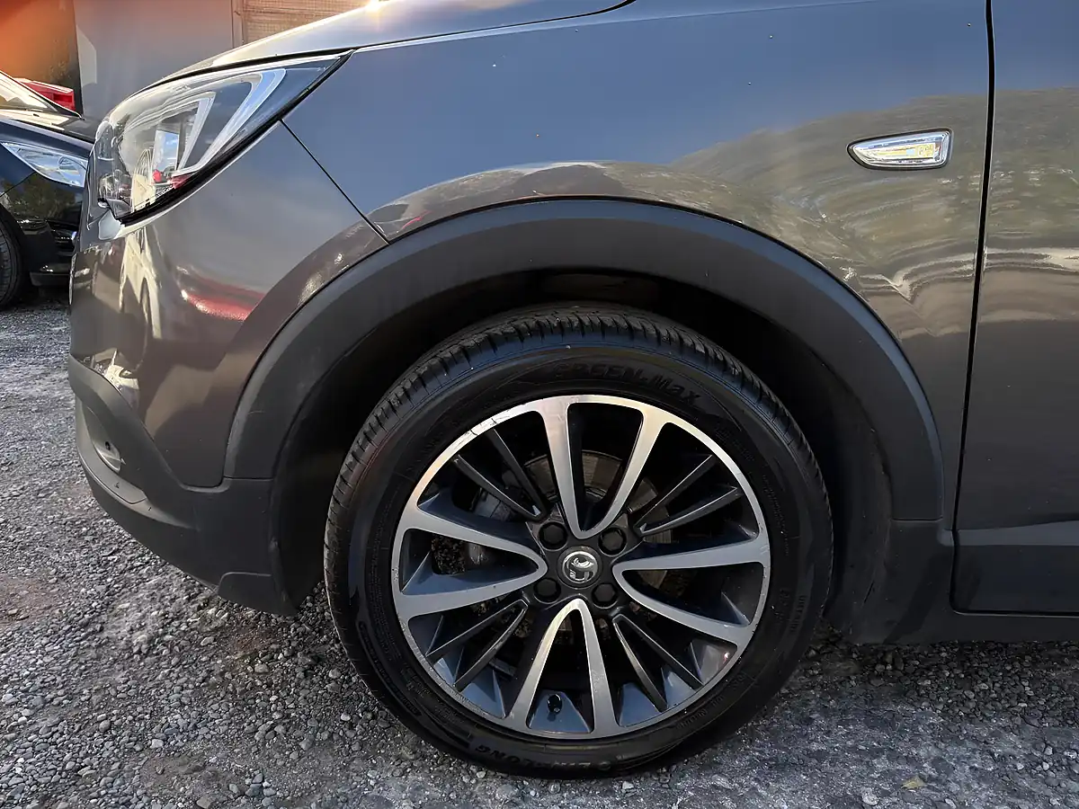 Used 2019 Vauxhall Crossland X Elite Nav Grey - Interior and Exterior details 20