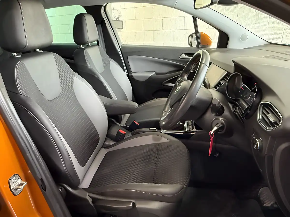 Used 2019 Vauxhall Crossland X Elite Nav Orange - Interior and Exterior details 10