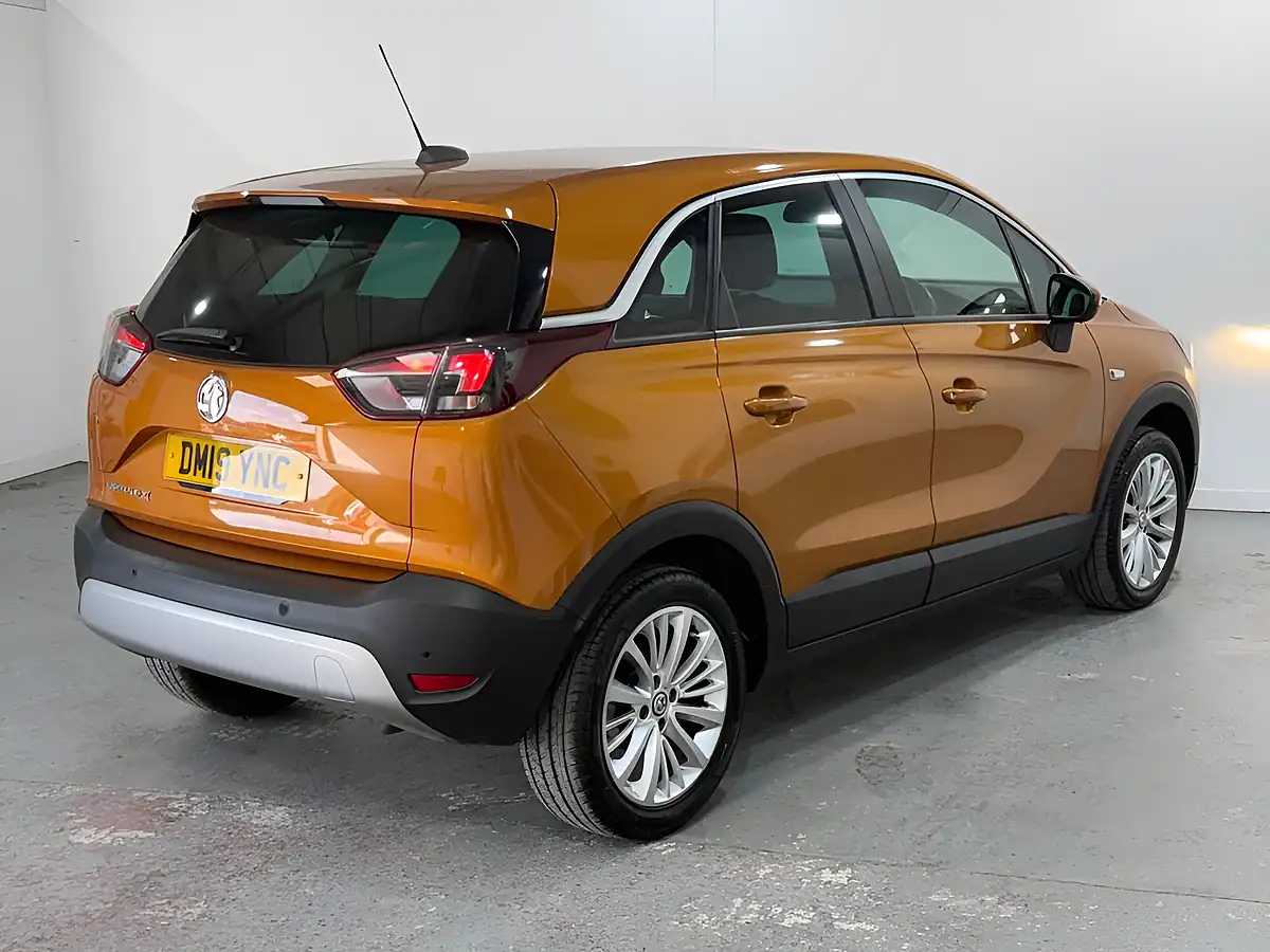 Used 2019 Vauxhall Crossland X Elite Nav Orange - Interior and Exterior details 7