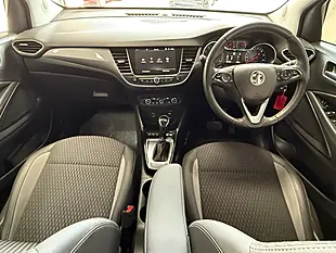 Used 2019 Vauxhall Crossland X Elite Nav Orange - Interior and Exterior details 9