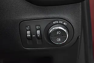 Used 2019 Vauxhall Crossland X Elite Nav Rioja Red - Interior and Exterior details 16