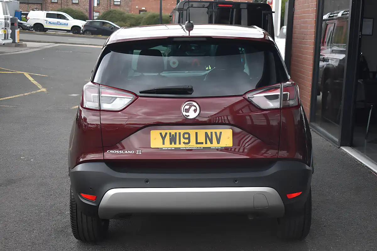 Used 2019 Vauxhall Crossland X Elite Nav Rioja Red - Interior and Exterior details 6