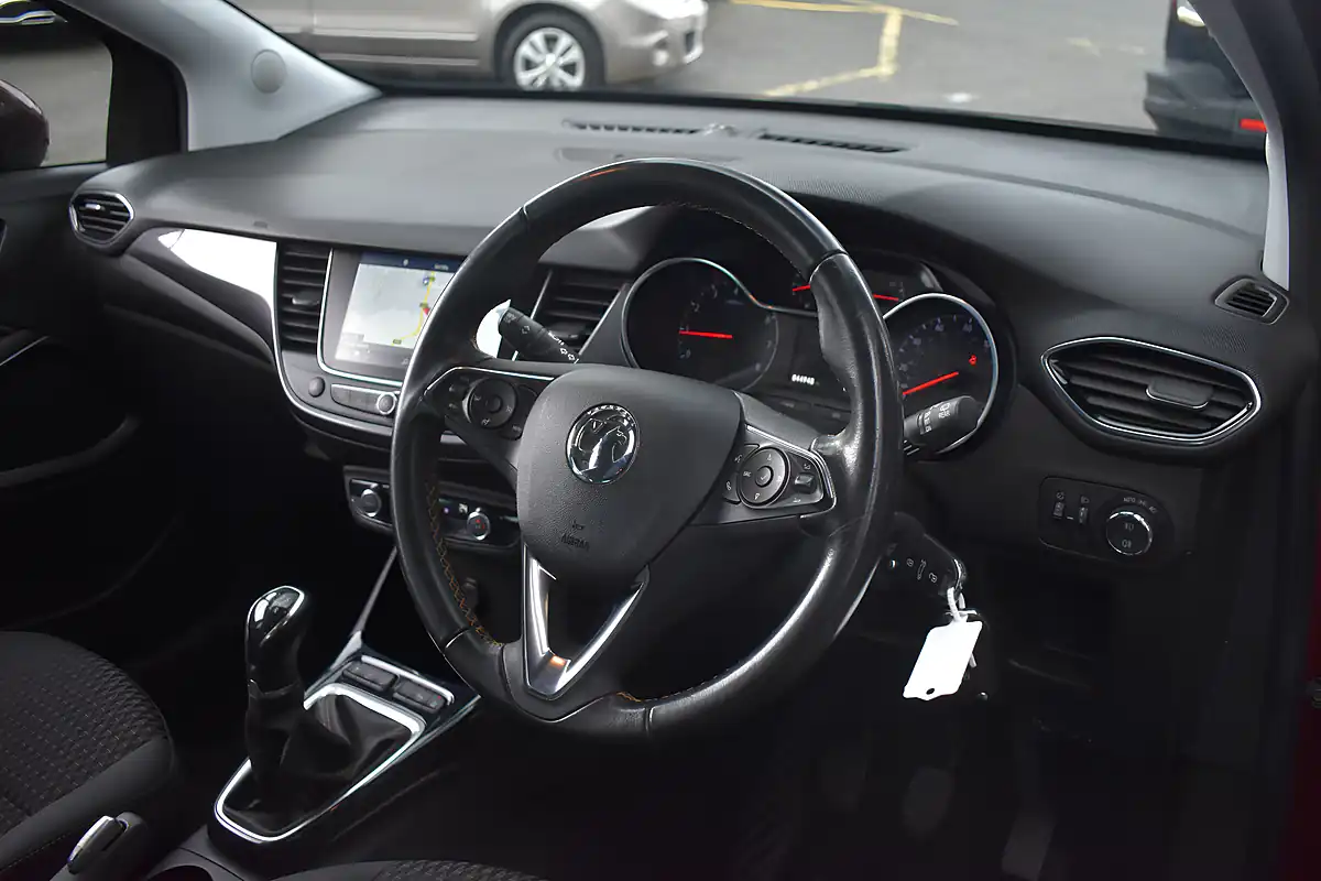 Used 2019 Vauxhall Crossland X Elite Nav Rioja Red - Interior and Exterior details 8