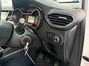 Used 2019 Vauxhall Crossland X Elite Nav White - Interior and Exterior details 15
