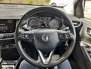 Used 2019 Vauxhall Crossland X Elite Nav White - Interior and Exterior details 16