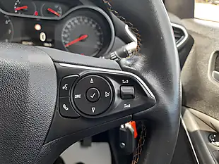 Used 2019 Vauxhall Crossland X Elite Nav White - Interior and Exterior details 17