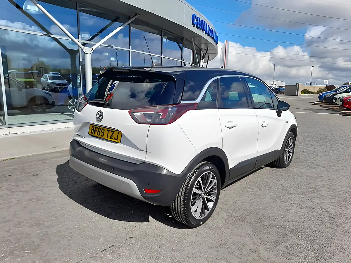 Used 2019 Vauxhall Crossland X Elite Nav White - Interior and Exterior details 8