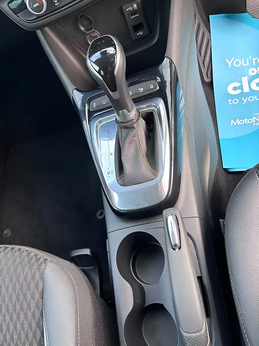 Used 2019 Vauxhall Crossland X Elite Nav White - Interior and Exterior details 16