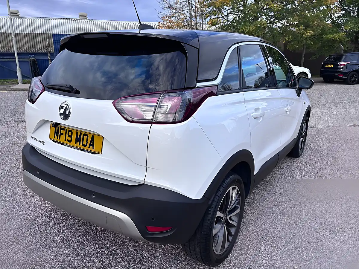 Used 2019 Vauxhall Crossland X Elite Nav White - Interior and Exterior details 9