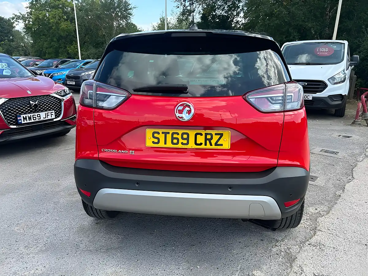 Used 2019 Vauxhall Crossland X Elite Red - Interior and Exterior details 4