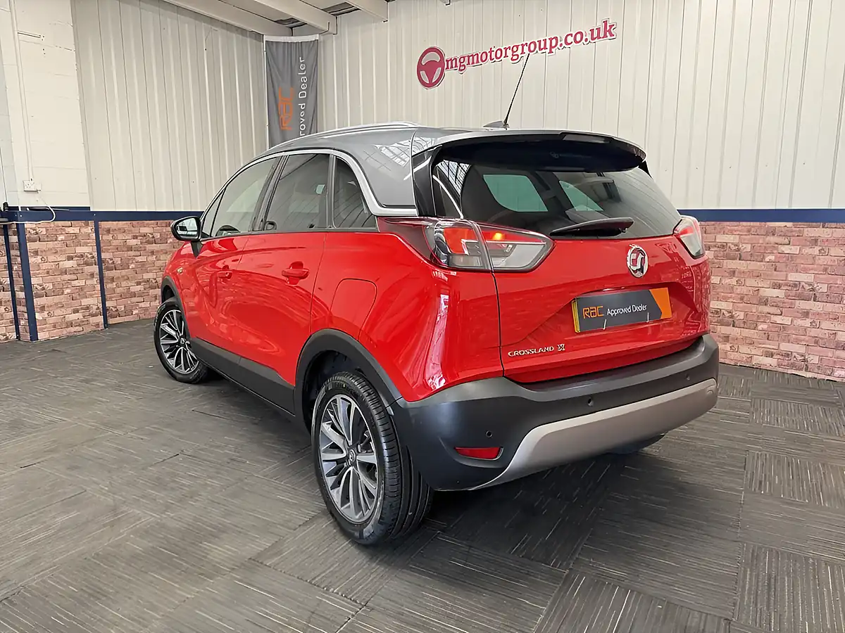 Used 2019 Vauxhall Crossland X Elite Red - Interior and Exterior details 11