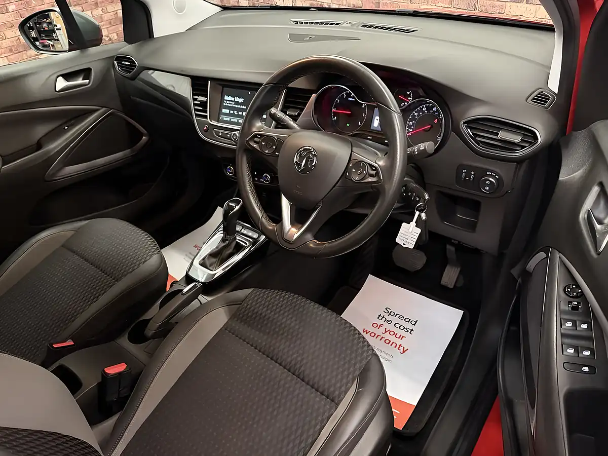 Used 2019 Vauxhall Crossland X Elite Red - Interior and Exterior details 5