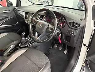Used 2019 Vauxhall Crossland X Elite White - Interior and Exterior details 19