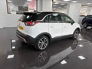 Used 2019 Vauxhall Crossland X Elite White - Interior and Exterior details 4