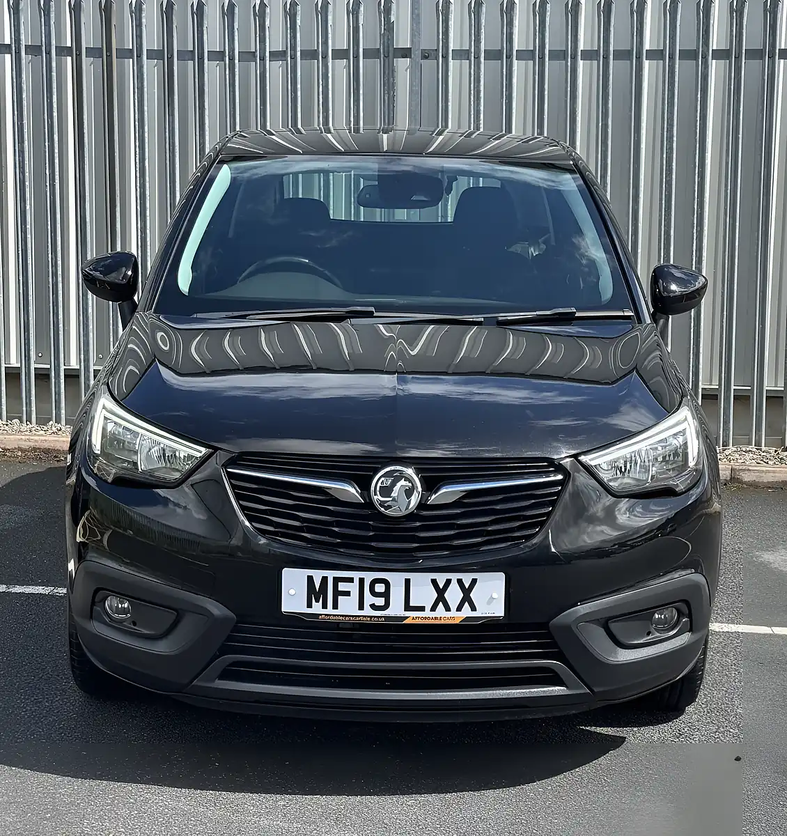 Used 2019 Vauxhall Crossland X Se Black - Interior and Exterior details 3
