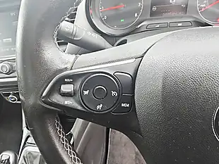 Used 2019 Vauxhall Crossland X Se Black - Interior and Exterior details 15