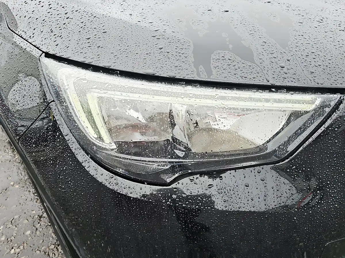 Used 2019 Vauxhall Crossland X Se Black - Interior and Exterior details 16