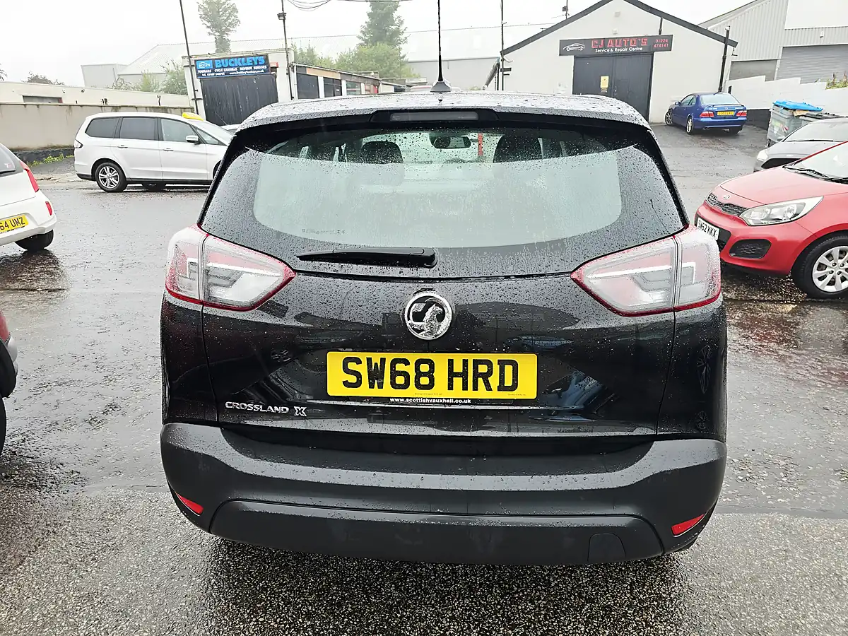Used 2019 Vauxhall Crossland X Se Black - Interior and Exterior details 4