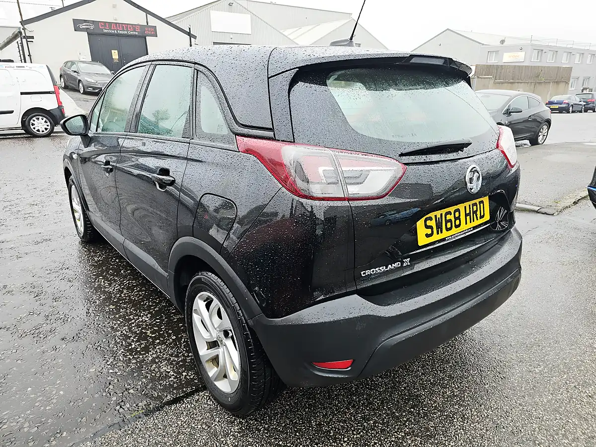 Used 2019 Vauxhall Crossland X Se Black - Interior and Exterior details 5
