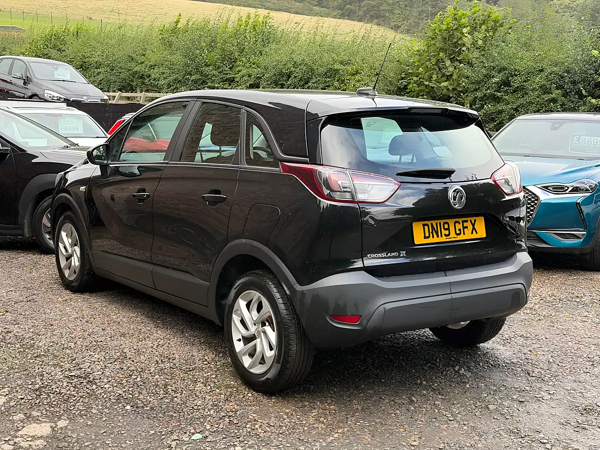 Used 2019 Vauxhall Crossland X Se Black - Interior and Exterior details 6