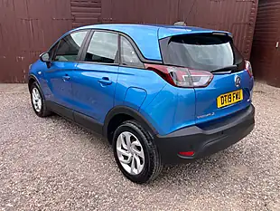 Used 2019 Vauxhall Crossland X Se Blue - Interior and Exterior details 3