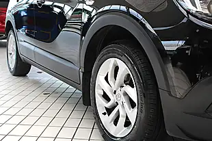 Used 2019 Vauxhall Crossland X Se Mineral Black - Interior and Exterior details 10