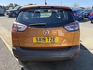 Used 2019 Vauxhall Crossland X Se Orange - Interior and Exterior details 4