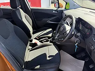 Used 2019 Vauxhall Crossland X Se Orange - Interior and Exterior details 10