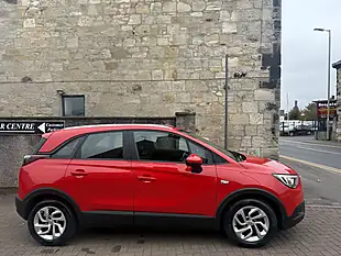 Used 2019 Vauxhall Crossland X Se Red - Interior and Exterior details 11