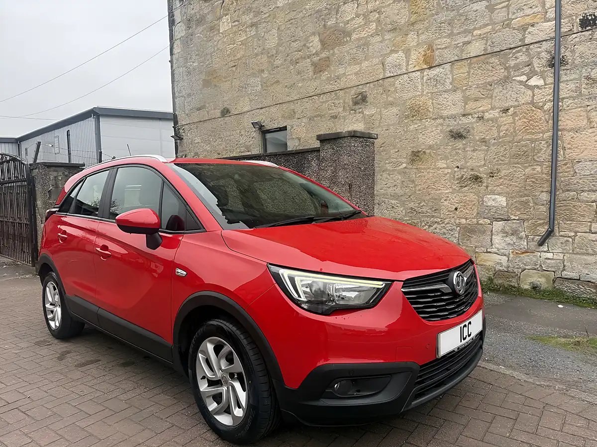 Used 2019 Vauxhall Crossland X Se Red - Interior and Exterior details 14