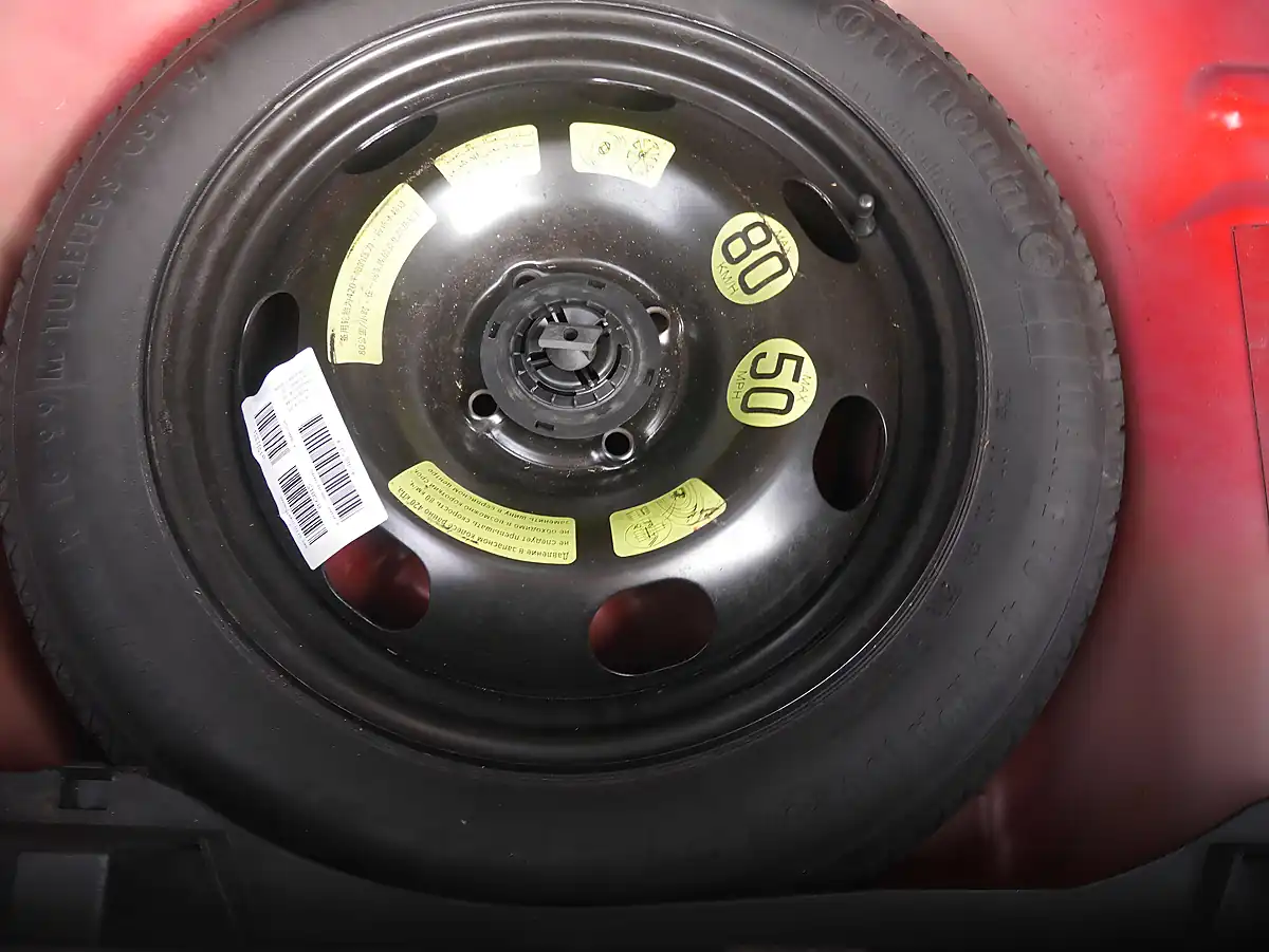 Used 2019 Vauxhall Crossland X Se Rioja Red - Interior and Exterior details 13