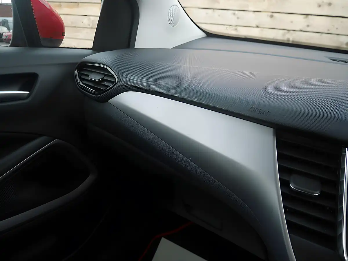 Used 2019 Vauxhall Crossland X Se Rioja Red - Interior and Exterior details 14