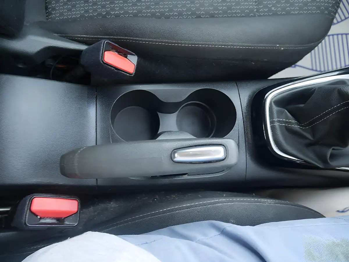 Used 2019 Vauxhall Crossland X Se Rioja Red - Interior and Exterior details 16