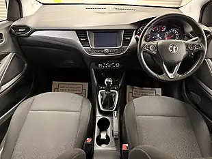 Used 2019 Vauxhall Crossland X Se Silver - Interior and Exterior details 15
