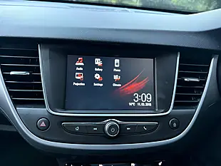 Used 2019 Vauxhall Crossland X Se White - Interior and Exterior details 14