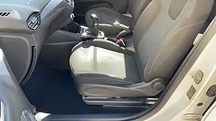 Used 2019 Vauxhall Crossland X Se White - Interior and Exterior details 8