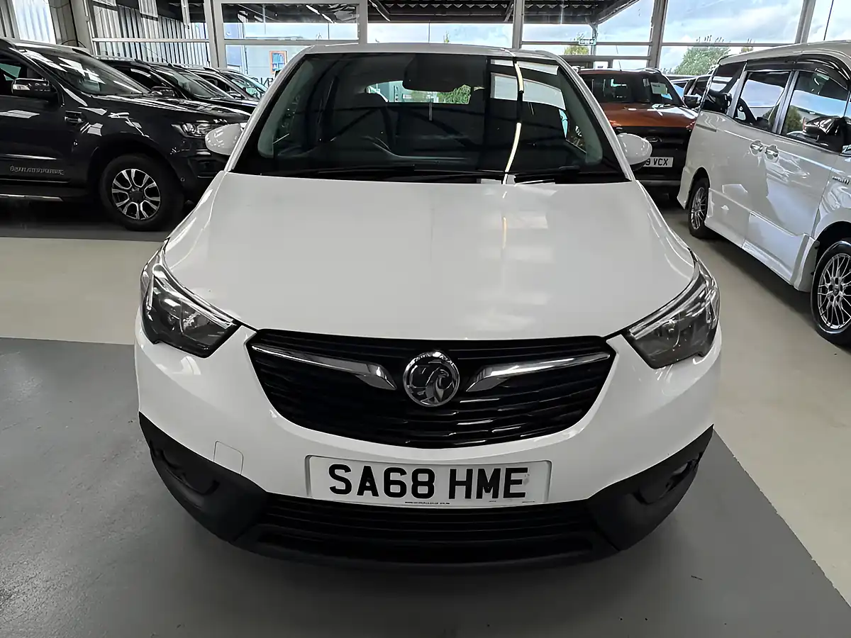 Used 2019 Vauxhall Crossland X Se White - Interior and Exterior details 2