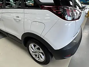 Used 2019 Vauxhall Crossland X Se White - Interior and Exterior details 5