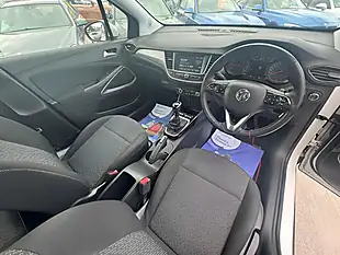 Used 2019 Vauxhall Crossland X Se White - Interior and Exterior details 15