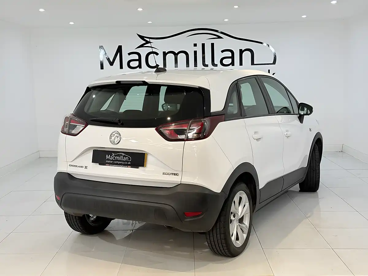 Used 2019 Vauxhall Crossland X Se White - Interior and Exterior details 8