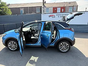 Used 2019 Vauxhall Crossland X Sport Blue - Interior and Exterior details 11