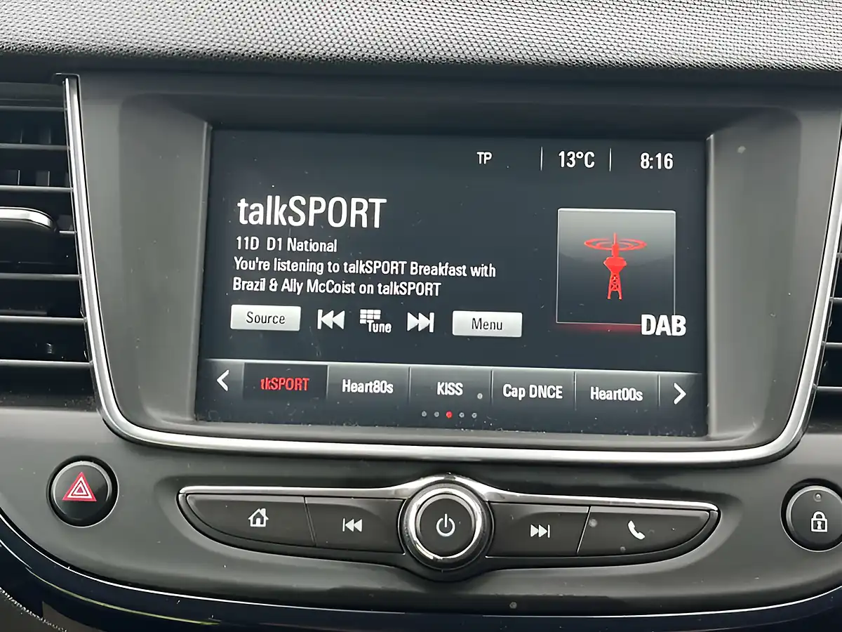 Used 2019 Vauxhall Crossland X Sport Diamond Black - Interior and Exterior details 15