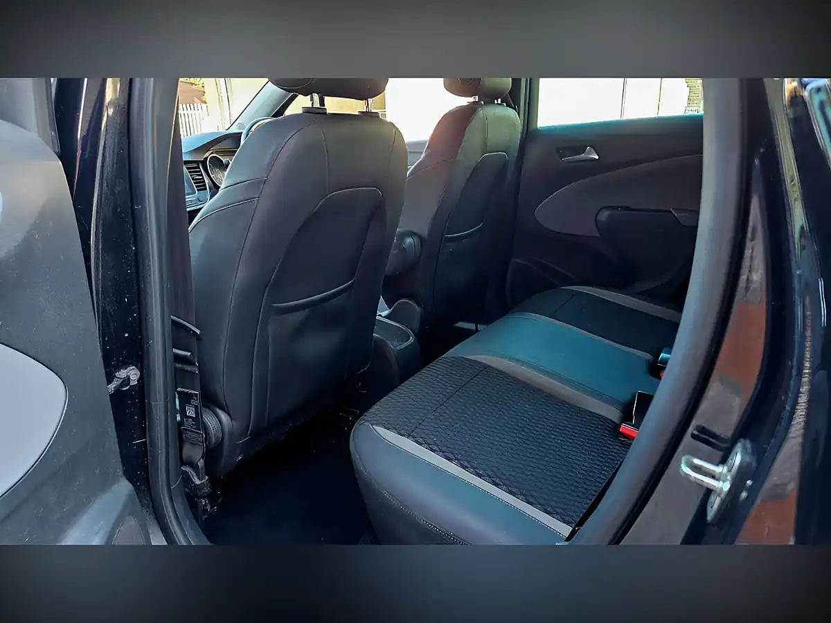 Used 2019 Vauxhall Crossland X Tech Line Nav Black - Interior and Exterior details 11